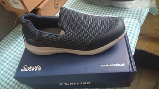 servis shoes and sneakers