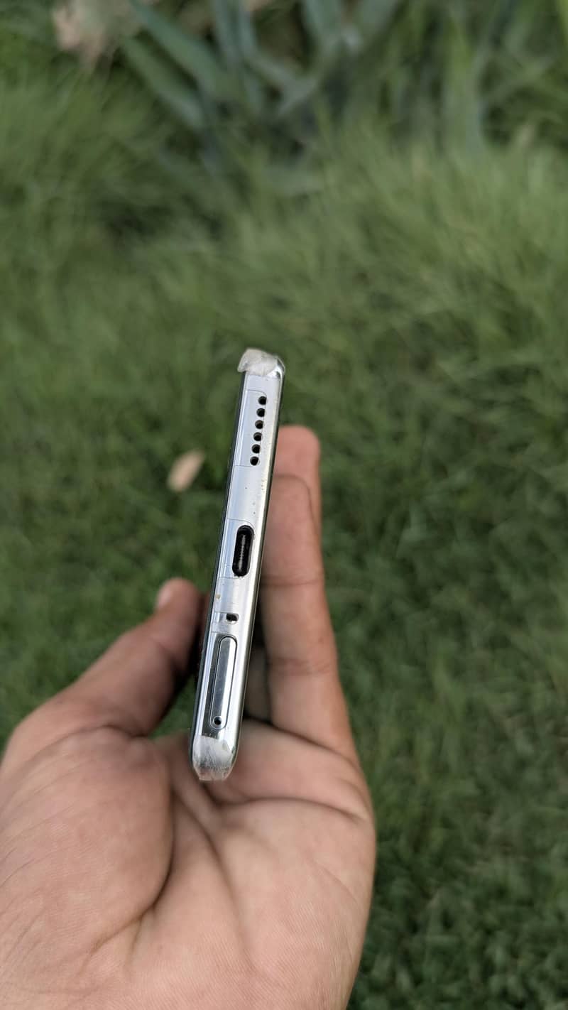 Tecno CAMON 40 Pro 3