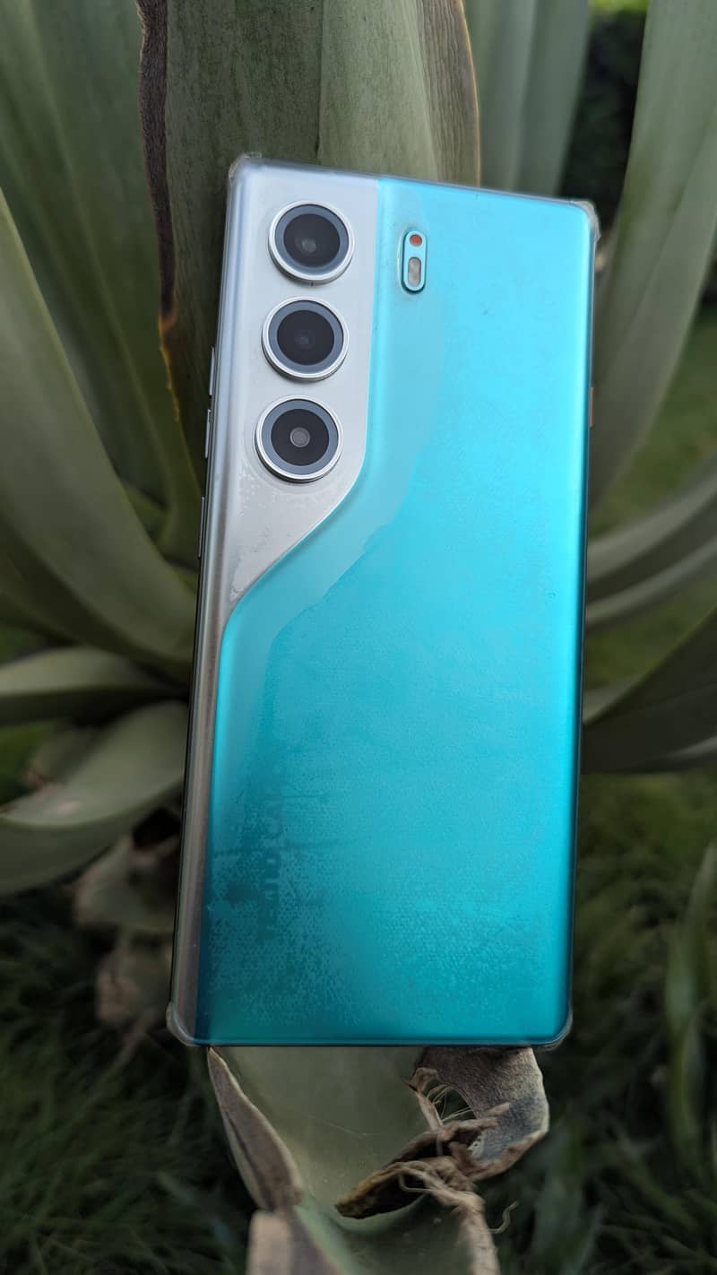 Tecno CAMON 40 Pro 5