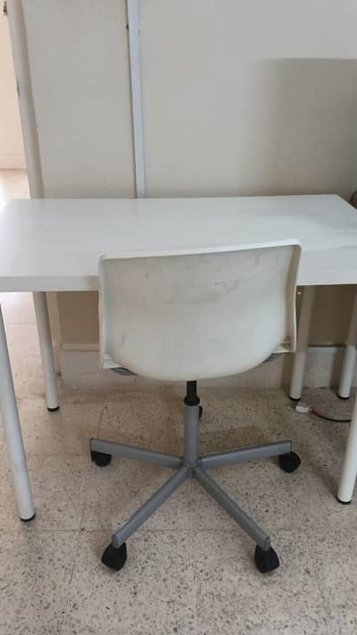 SALE SALE SALE!!ORIGINAL IKEA TABLE WITH ORIGINAL IKEA CHAIR BUY NOW!!