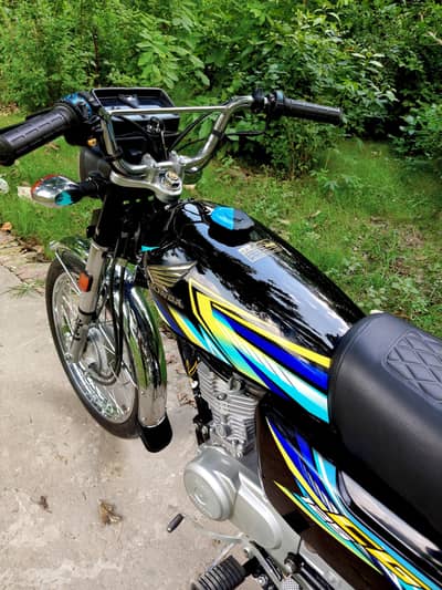 Honda CG 125 2025/2026 Black Febulous Condition Gift For Lover