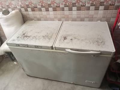 Used Deep Freezer for Sale – Good Condition