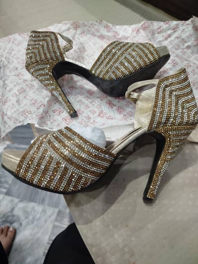 ECS High Heel Ladies Joota one time use