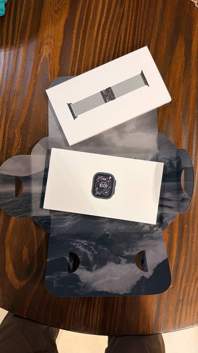 Apple Watch Ultra 3 Black with Milanese Loop