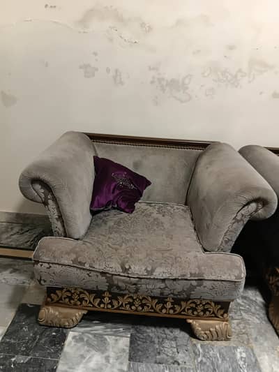Sofa set with table