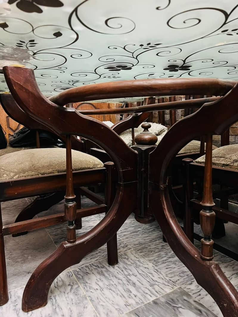 dining table with 6chairs 2