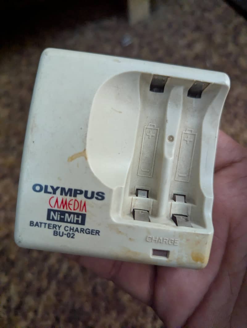 Olympus FE-180 4