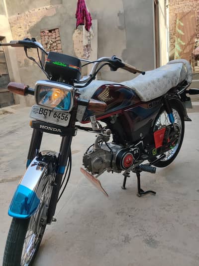CD 70 26 Model For Sale