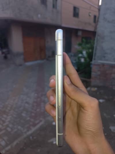 Google Pixel 7a 10 by 10