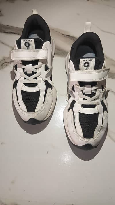 Breathable Sports Sneaker
