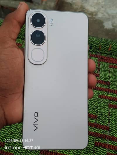 Vivo Y200