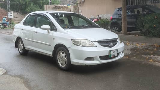Honda City IDSI 2006 . . buy and drive