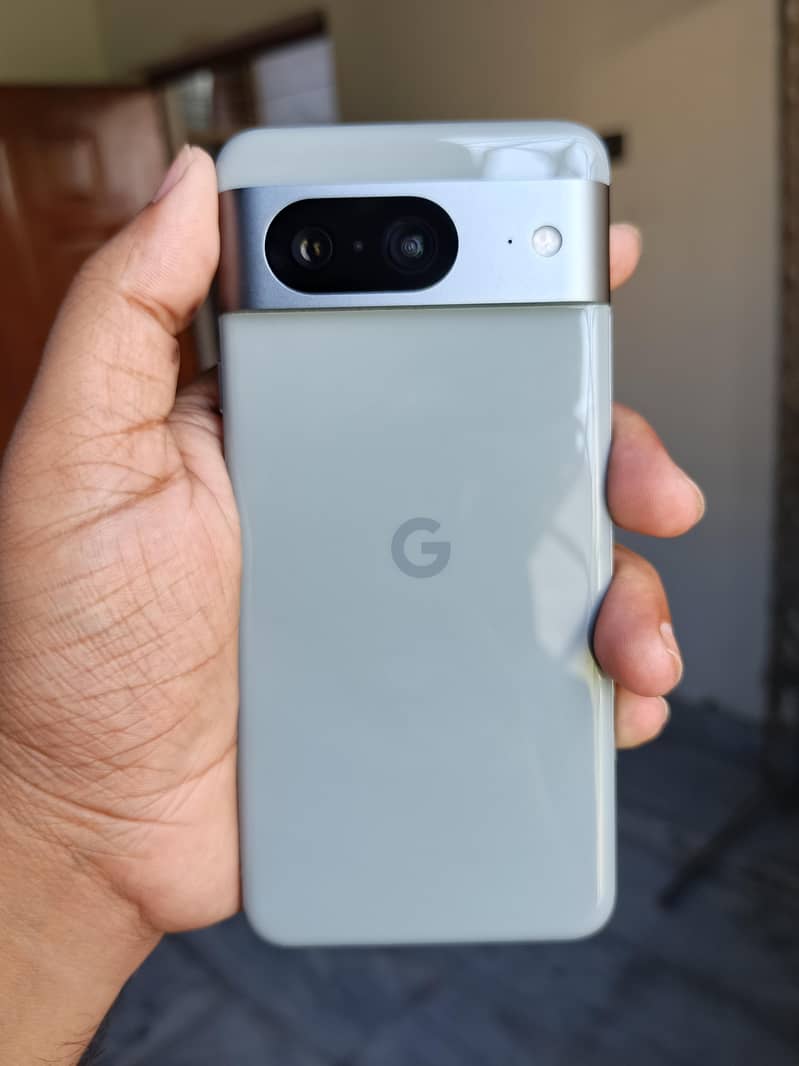 Google Pixel 8 1