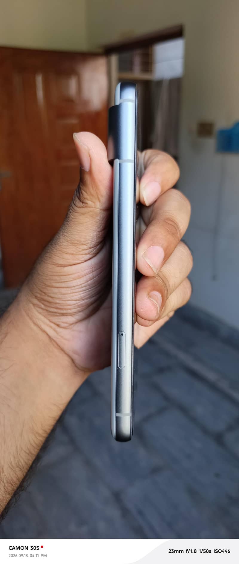 Google Pixel 8 4