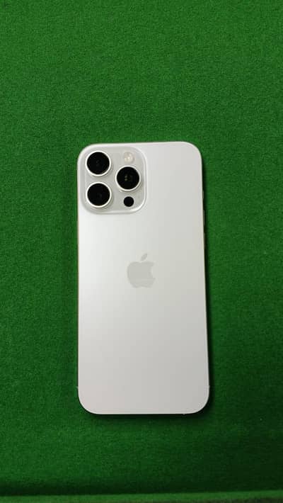 Apple iPhone 16 Pro Max