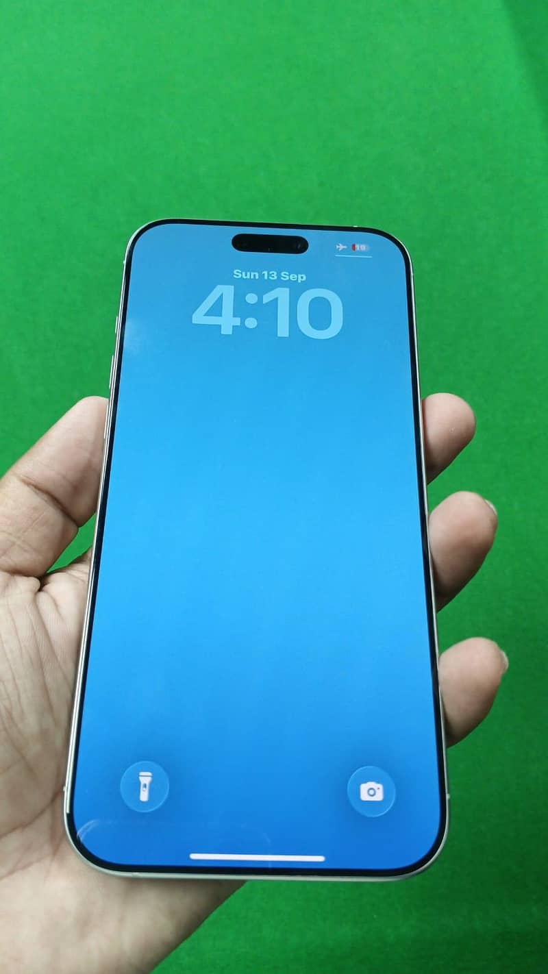 Apple iPhone 16 Pro Max 5
