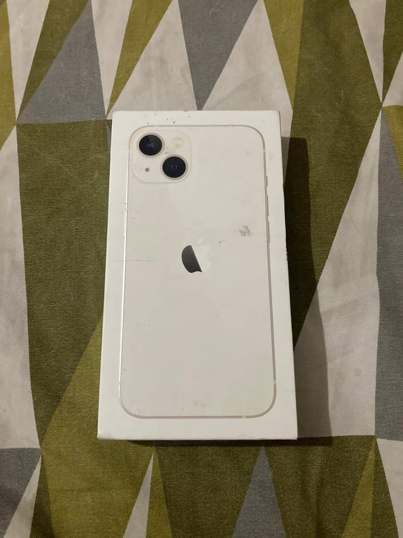 Apple iPhone 13 0