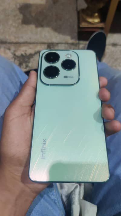 Infinix Hot 40