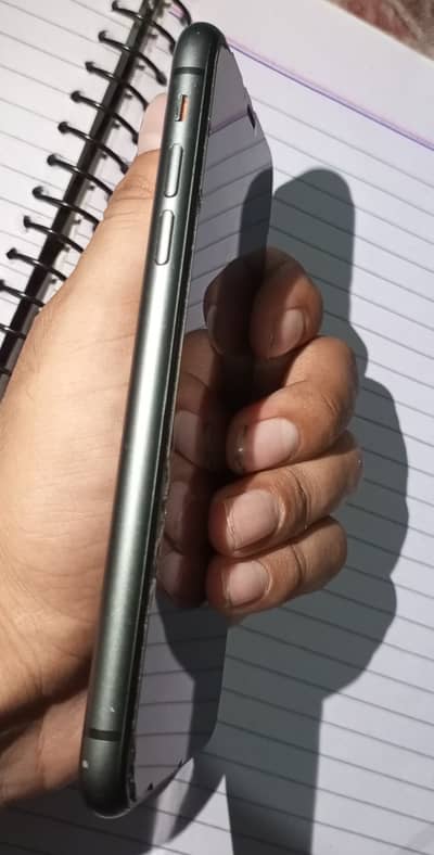 Apple iPhone 11
