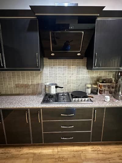 8 MARLA SINGAL SOTORY HOUSE FOR SALE IN MILITARY ACCOUNTS SOCIETY COLLEGE ROAD LAHORE