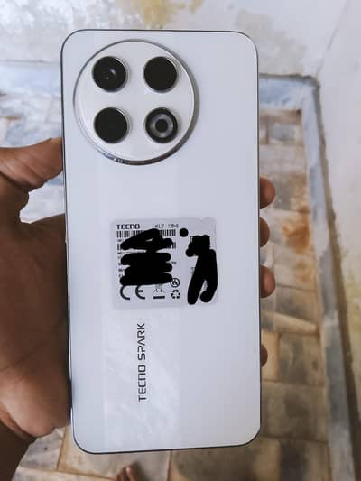 Tecno CAMON 30 Pro