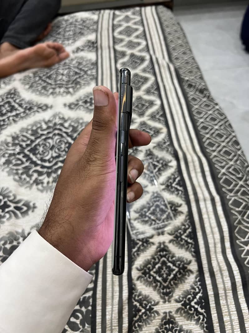 Google Pixel 7 Pro 8