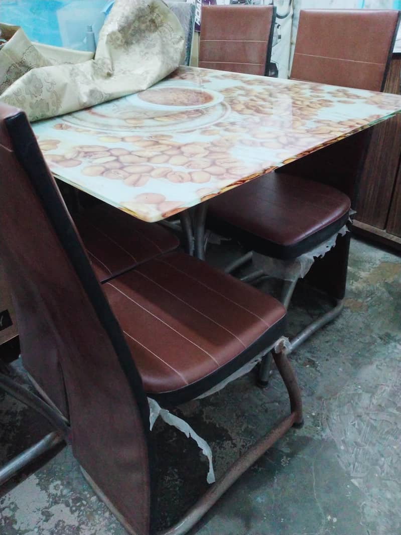 Dinning table with 6 chairs 2
