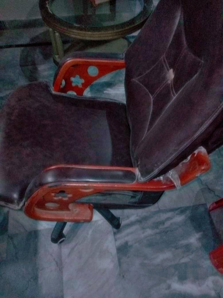 chair 0
