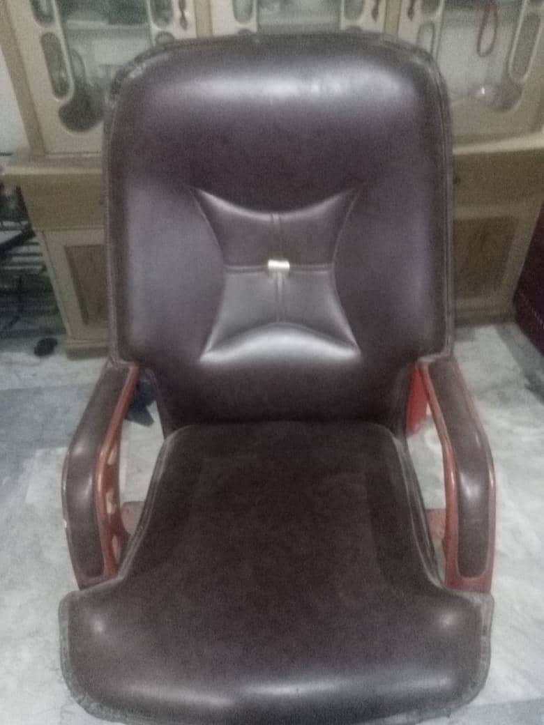 chair 4