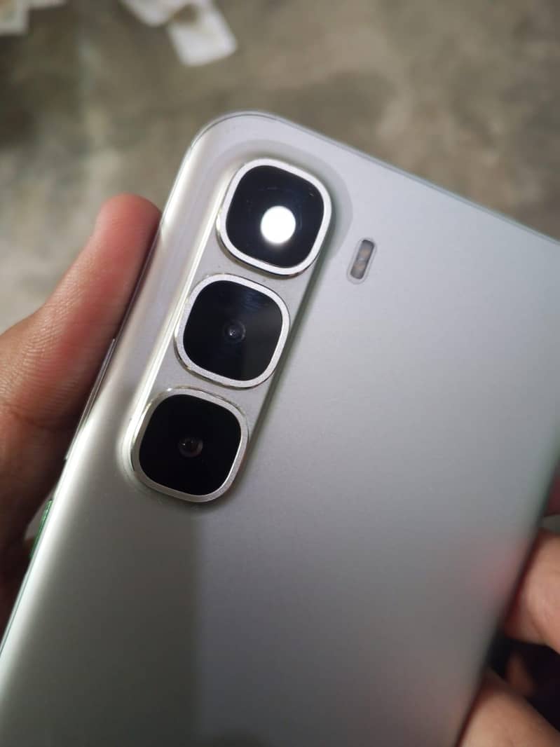 Infinix hot 60 pro plus 2