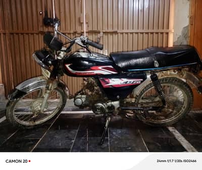 Metro 12 copy wegara sab kch bike ok h bass kalach dalna or engine oil