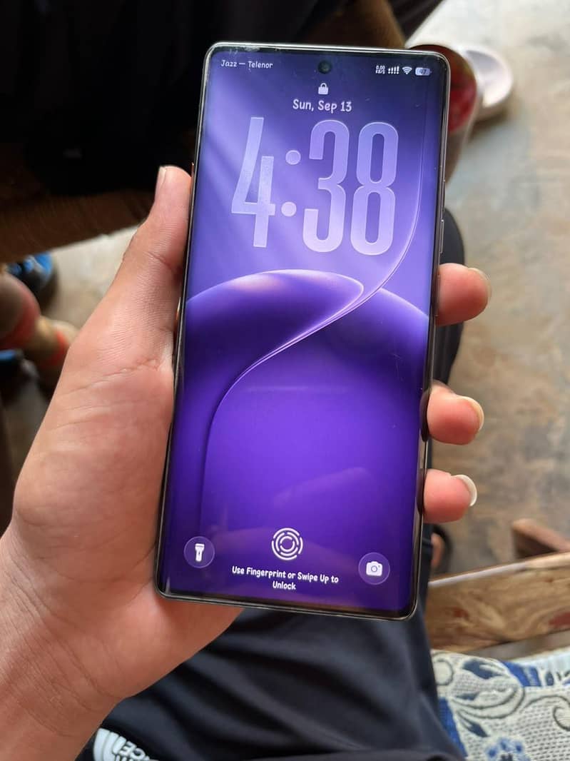 Tecno CAMON 40 Pro 0