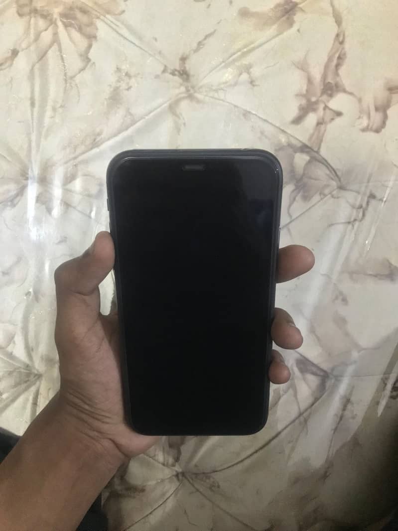 Apple iPhone 11 5