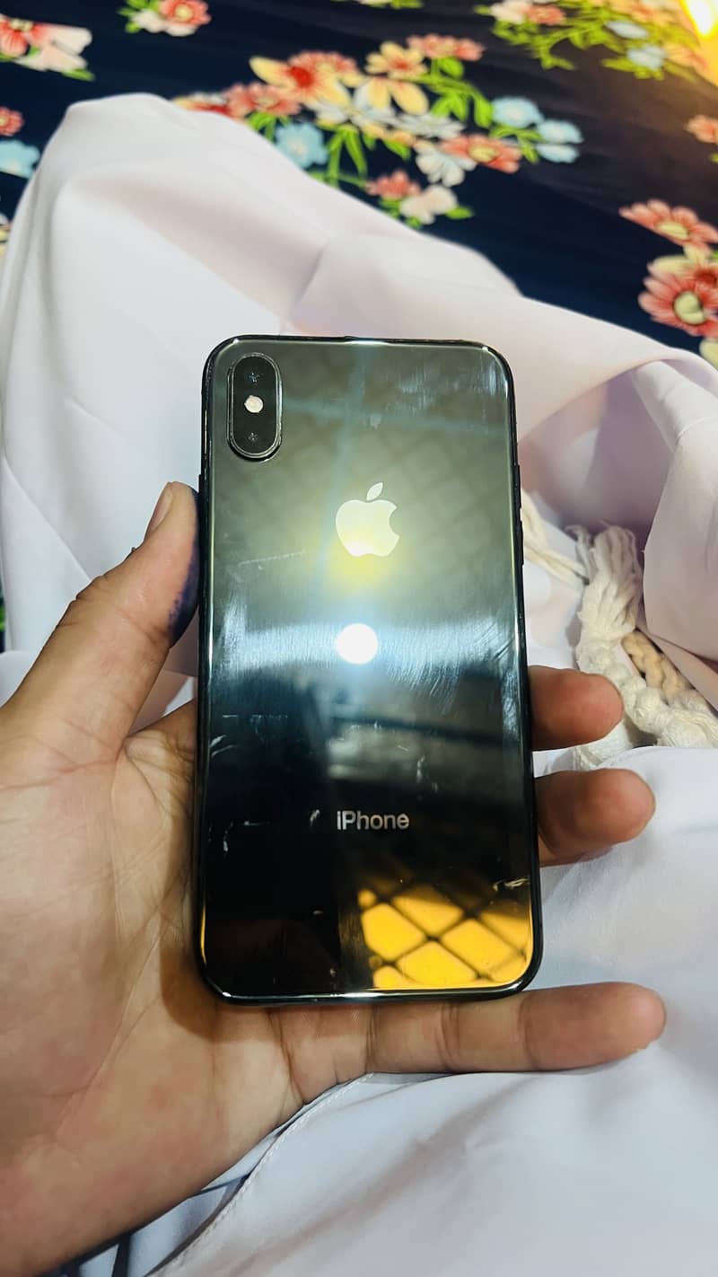 Apple iPhone XS 6