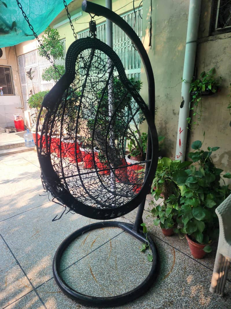 Egg Hanging Chair 1