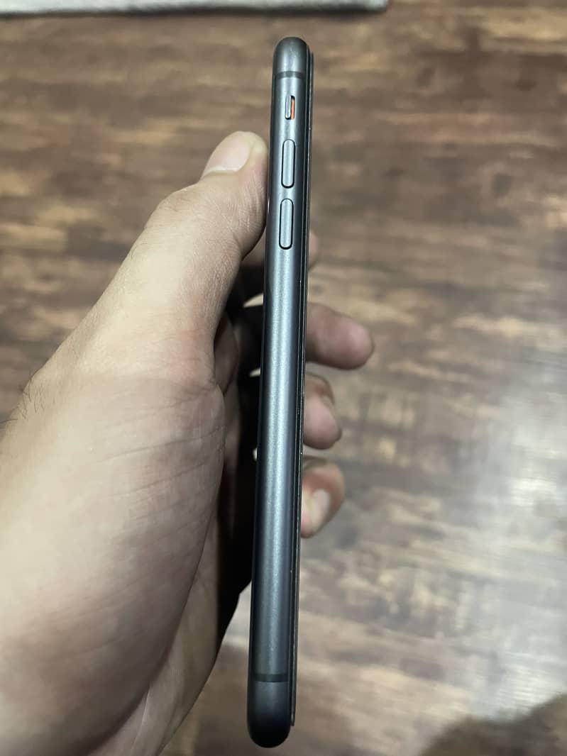 Apple iPhone 11 1
