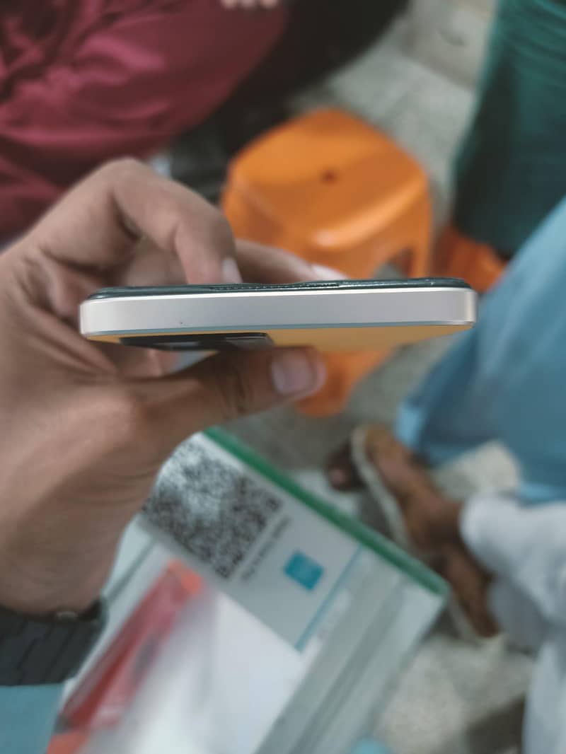 OPPO A57 4