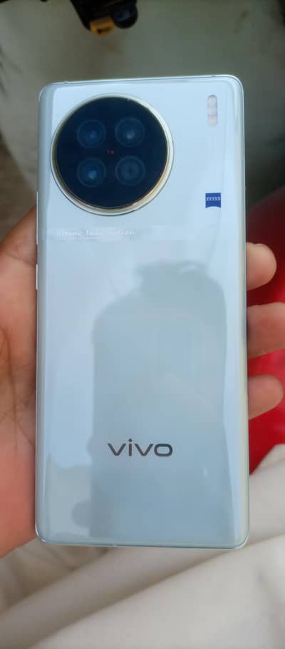 Vivo X90s