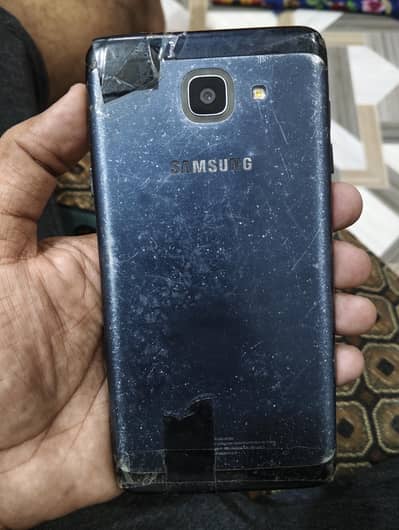 Samsung Mobile J7 Max