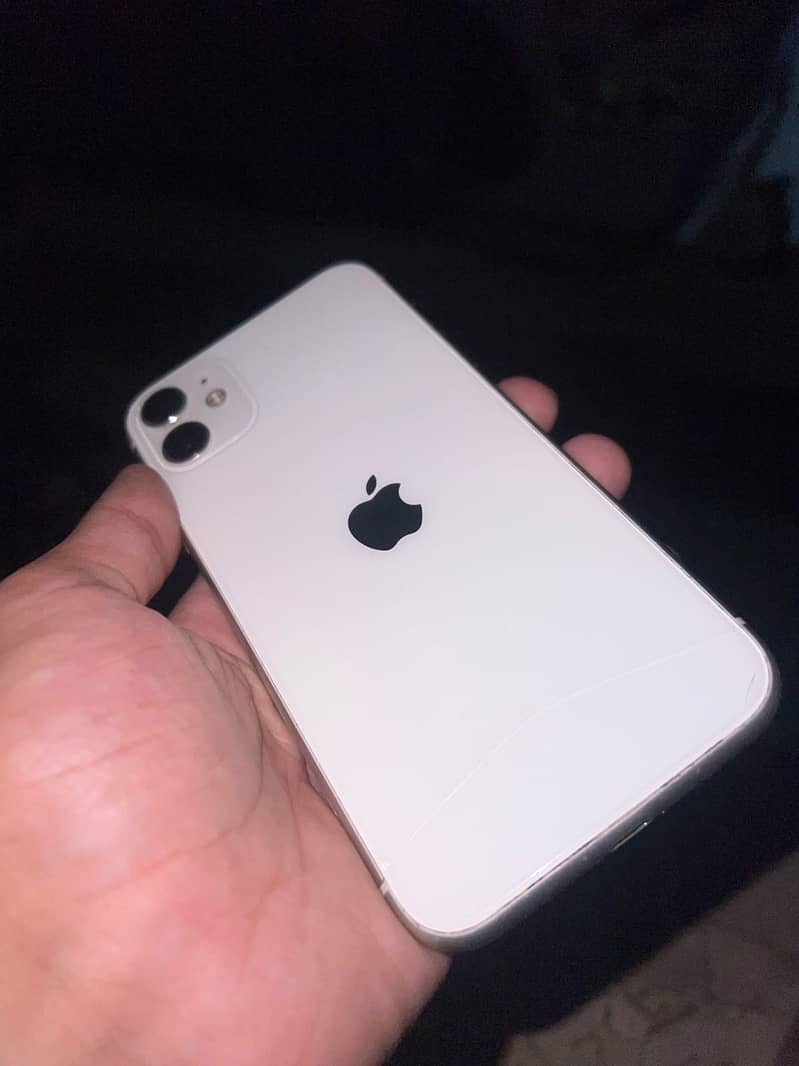 Apple iPhone 11 1