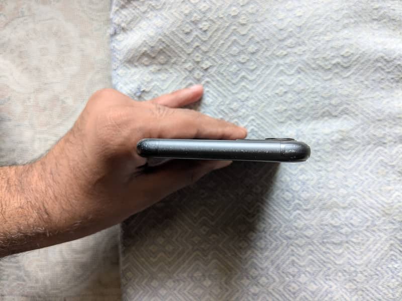 Apple iPhone 11 1