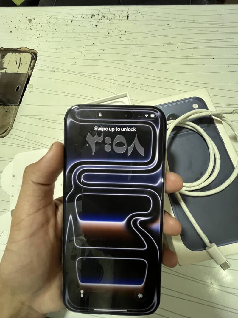 Apple iPhone 17 Pro Max 1