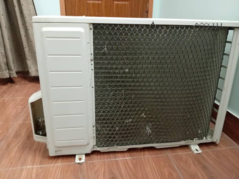 Gree 1.5 ton split AC 4