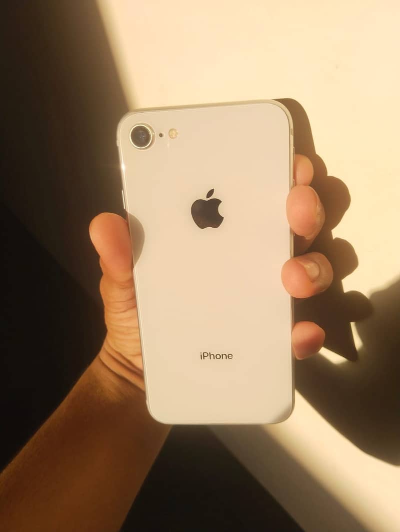 Apple iPhone 8 7