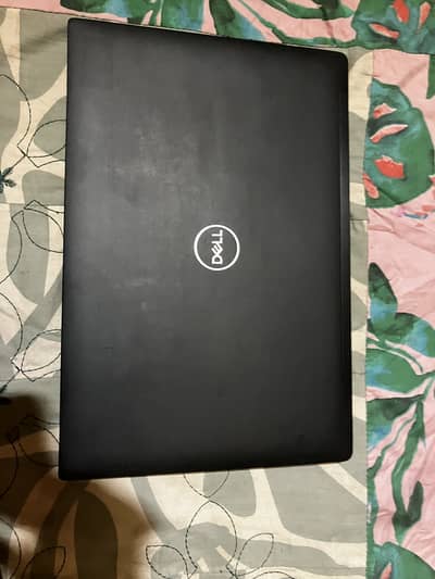 Dell i7 6th gen 8Gb 256Gb 14-inch