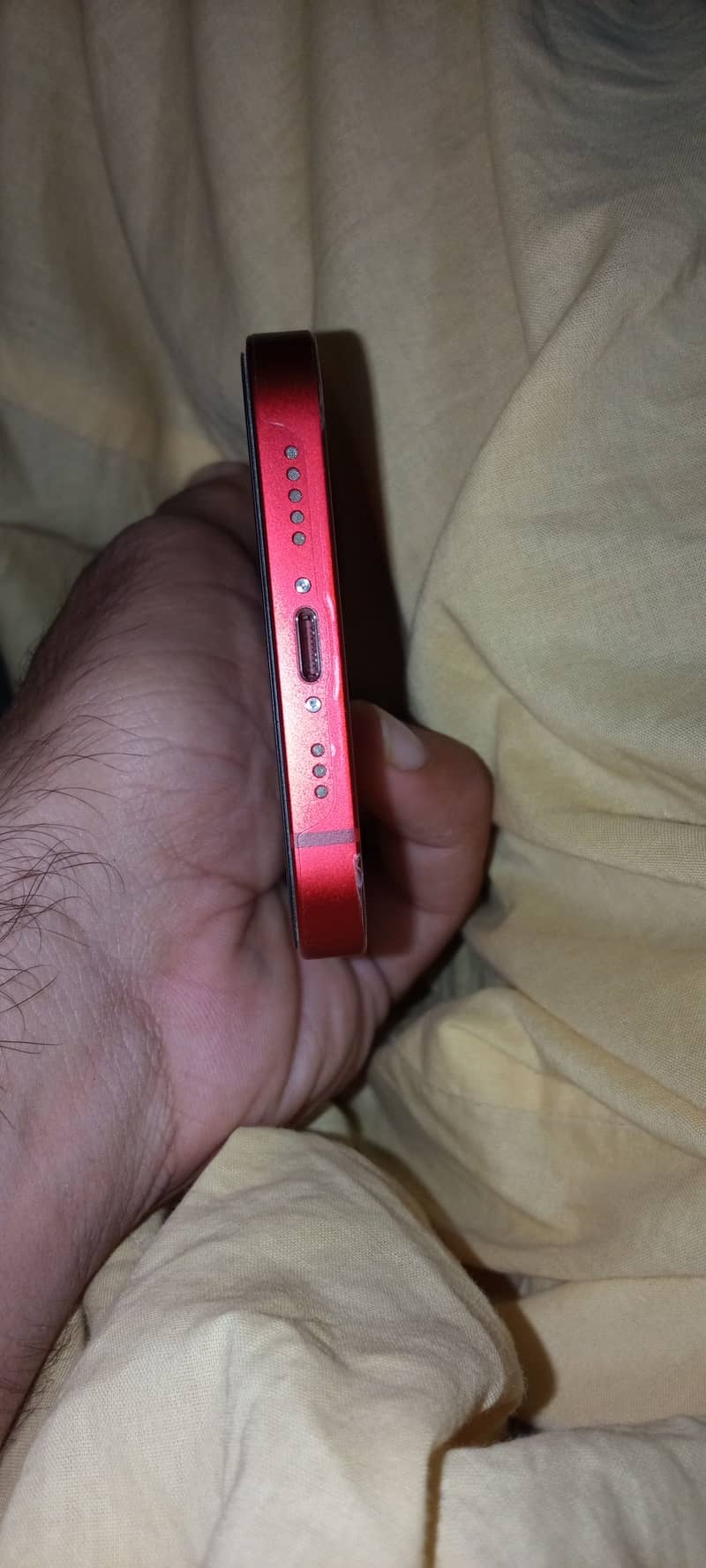 Apple iPhone 13 5
