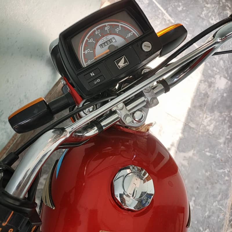 Honda CD 70 3