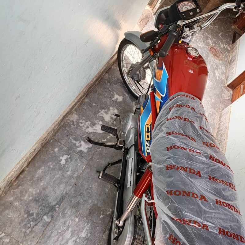 Honda CD 70 4