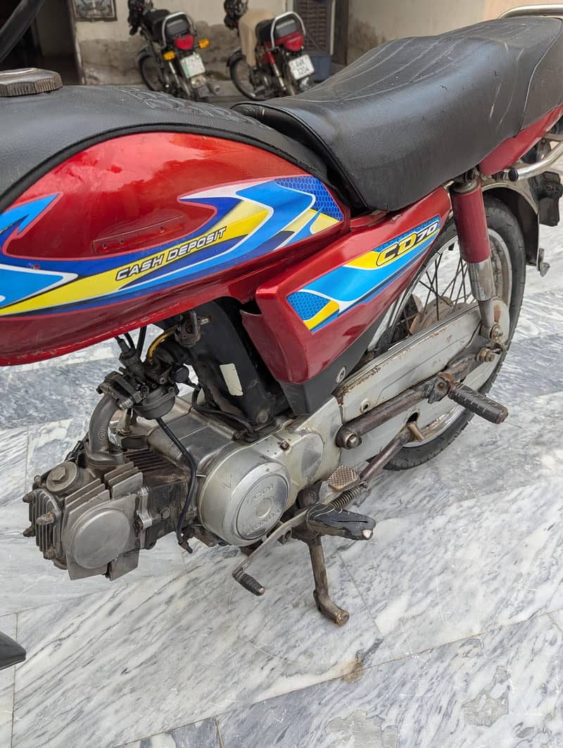HONDA CD 70 6