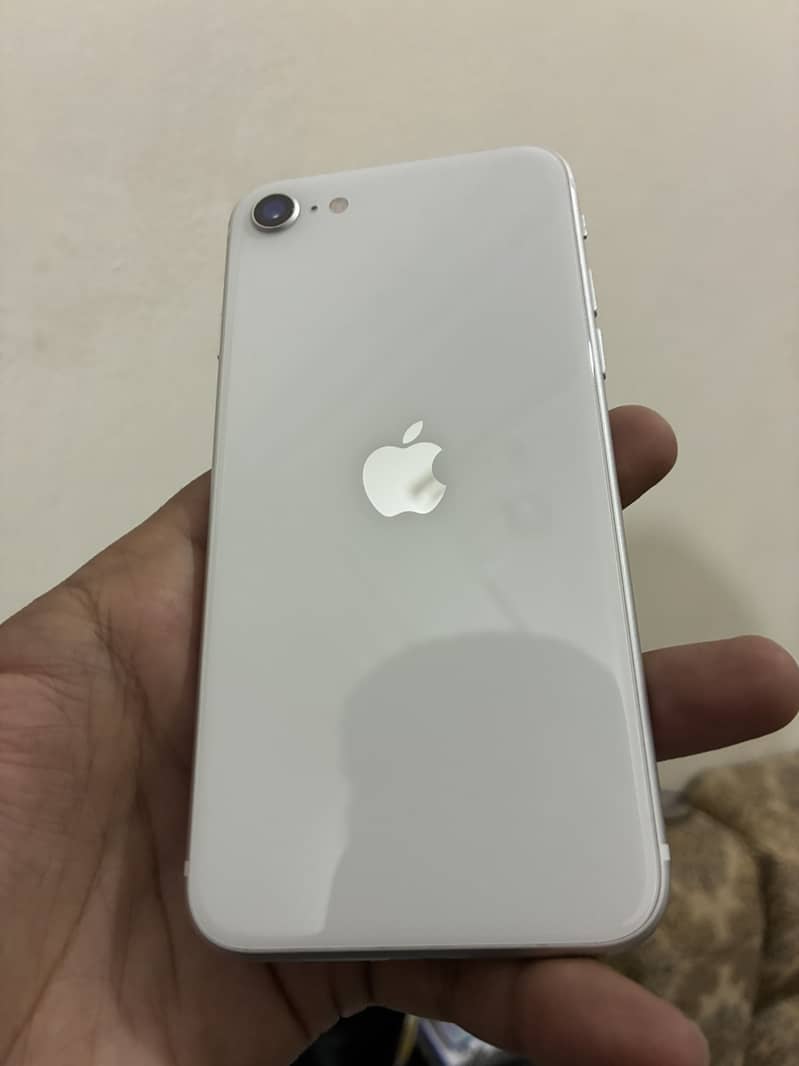 Apple iPhone SE 2020 0